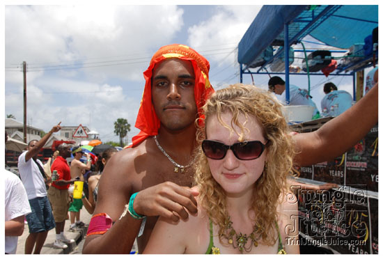 kadooment_day_2009_pt2-061