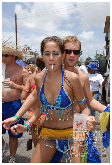 kadooment_day_2009_pt2-065