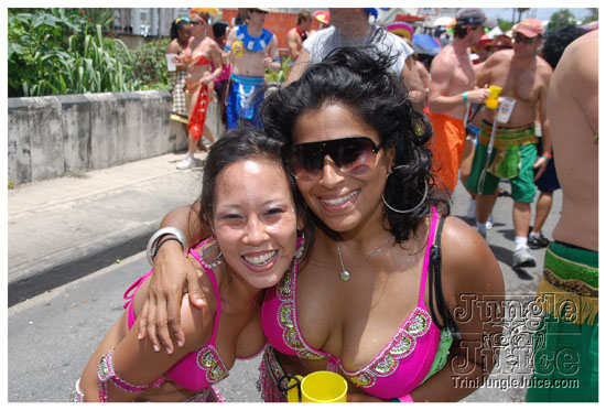 kadooment_day_2009_pt2-081