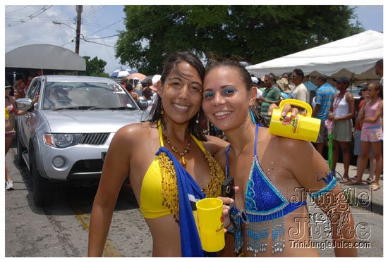 kadooment_day_2009_pt2-087