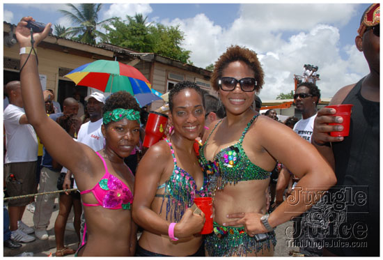 kadooment_day_2009_pt2-094