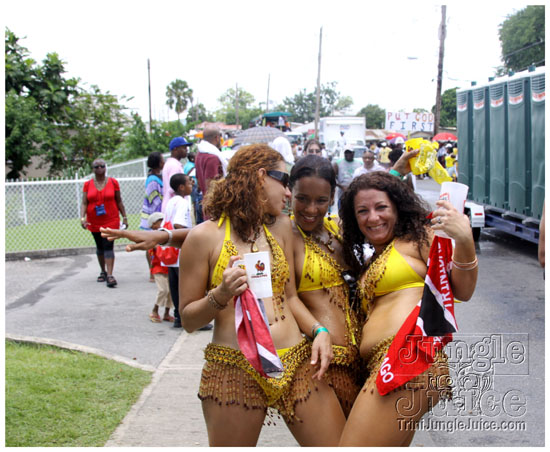 kadooment_day_2009_pt2-098