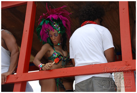 kadooment_day_2009_pt2-108