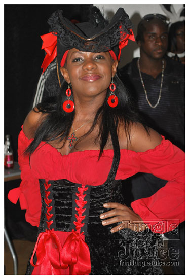 ladiablesse_oct31-013