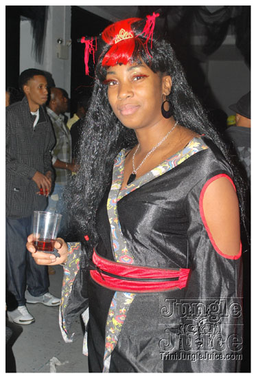 ladiablesse_oct31-053