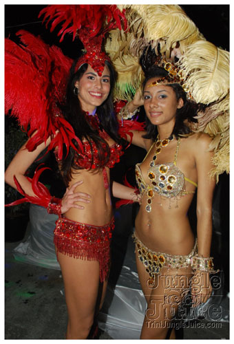 ladies_first_2009-007