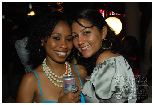 ladies_first_2009-022