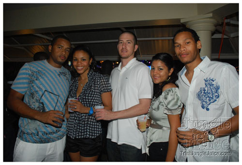 ladies_first_2009-070