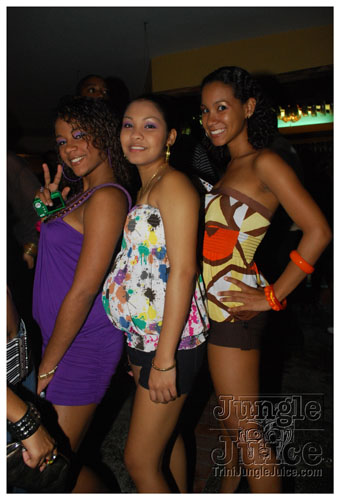 ladies_first_2009-071