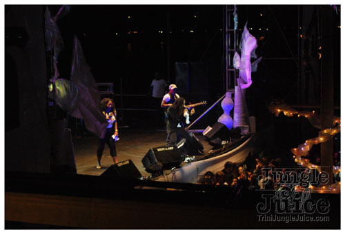 ladies_first_2009-072