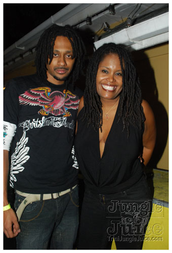 ladies_first_2009-081