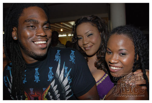 ladies_first_2009-121