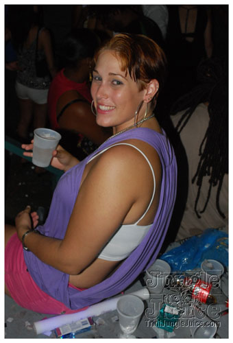 ladies_first_2009-195