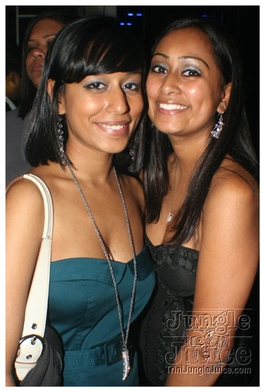 level_opening_invite_nov20-007