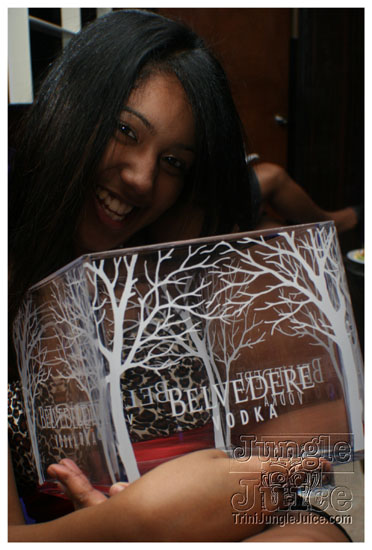 level_opening_invite_nov20-064