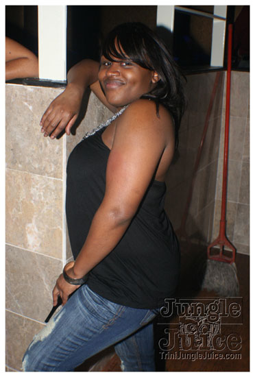 level_opening_invite_nov20-069