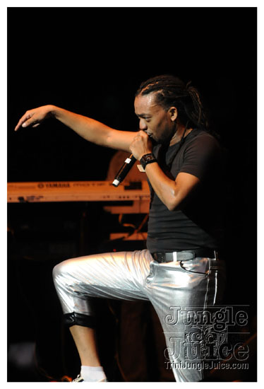 machel_radiocity_jun13-122