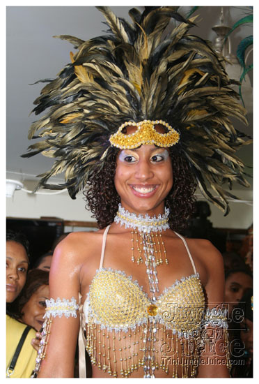 macots_intl_launch_2009-009