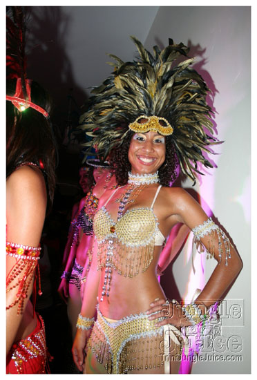 macots_intl_launch_2009-010