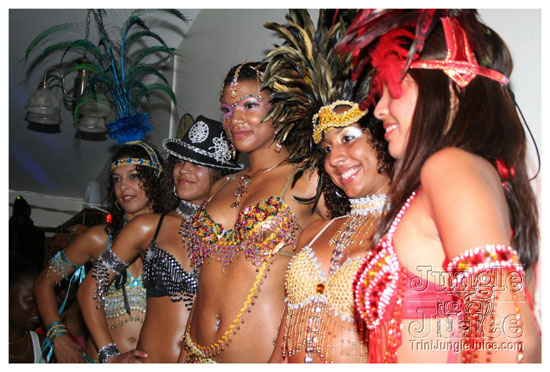 macots_intl_launch_2009-015