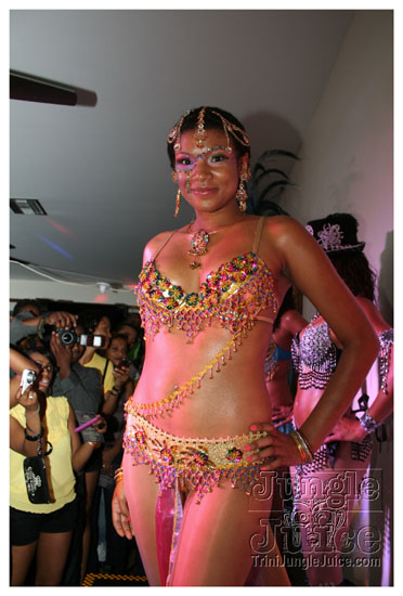 macots_intl_launch_2009-016