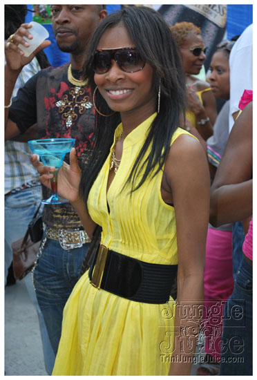 mawnin_neighbor_may24-005