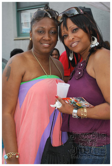 mawnin_neighbor_may24-024