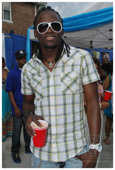 mawnin_neighbor_may24-033