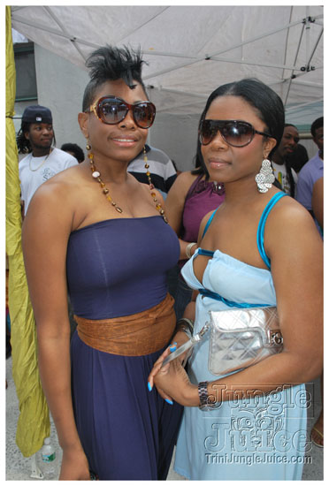 mawnin_neighbor_may24-082