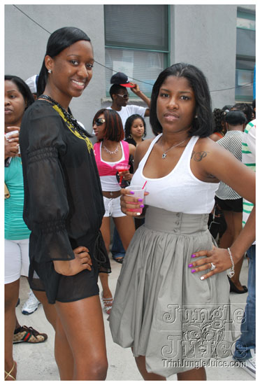 mawnin_neighbor_may24-112