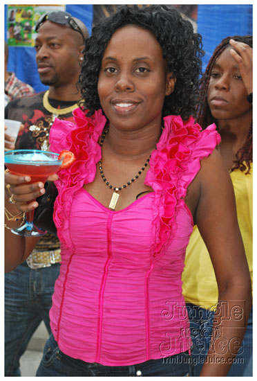 mawnin_neighbor_may24-127