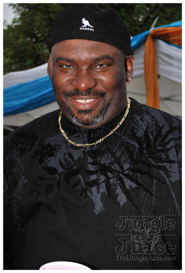 mawnin_neighbor_may24-173