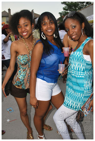 mawnin_neighbor_may24-175