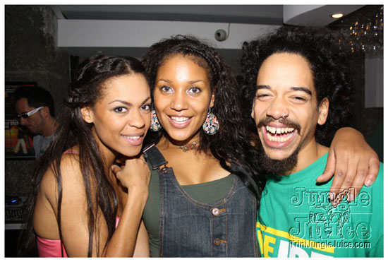 mulattos_night_nov07-006