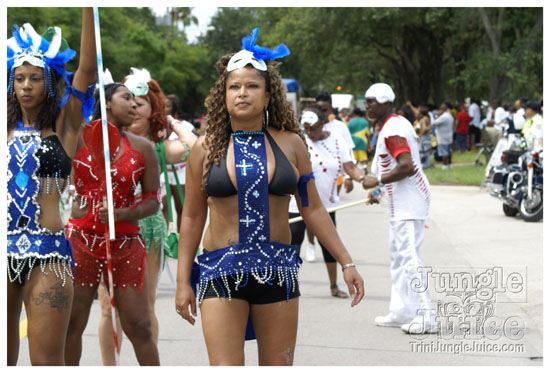 orlando_carnival_parade_2k9-014