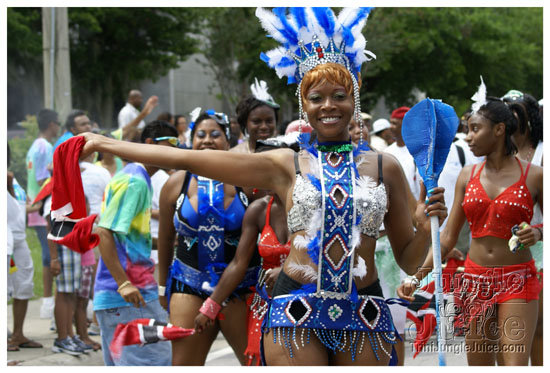 orlando_carnival_parade_2k9-015
