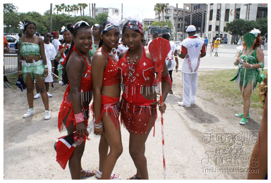 orlando_carnival_parade_2k9-018