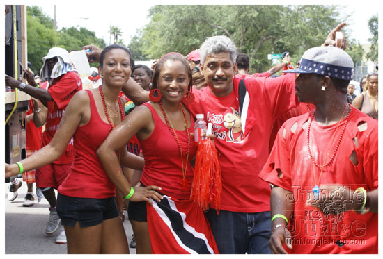 orlando_carnival_parade_2k9-020