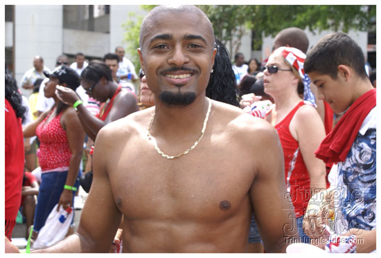 orlando_carnival_parade_2k9-021