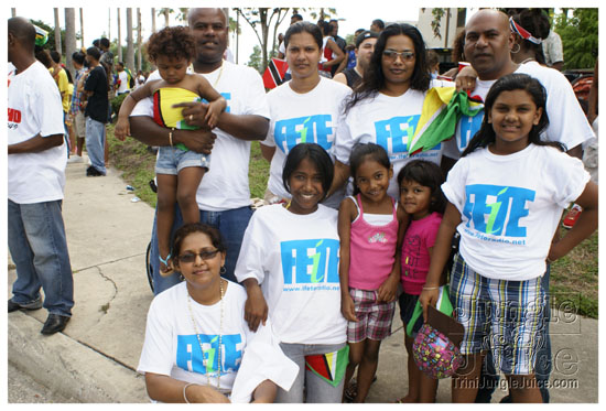 orlando_carnival_parade_2k9-042