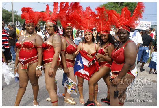orlando_carnival_parade_2k9-059