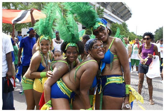 orlando_carnival_parade_2k9-070