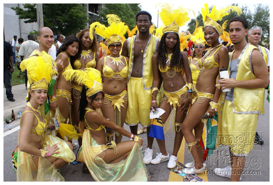 orlando_carnival_parade_2k9-077