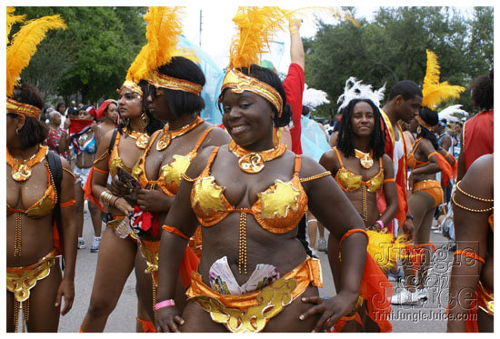 orlando_carnival_parade_2k9-082