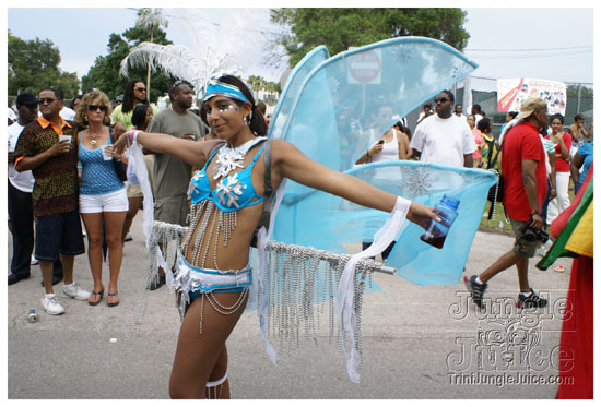 orlando_carnival_parade_2k9-083