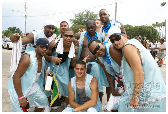 orlando_carnival_parade_2k9-088