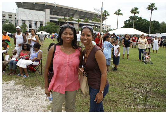 orlando_carnival_parade_2k9-092