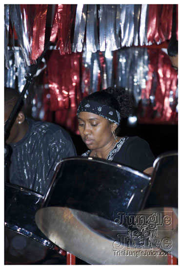 pan_alive_july31-004