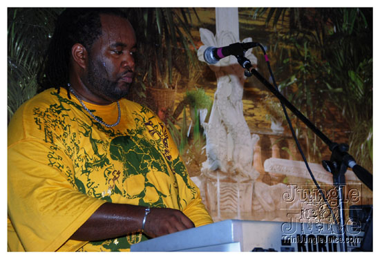 pretty_girls_fete_june13-051