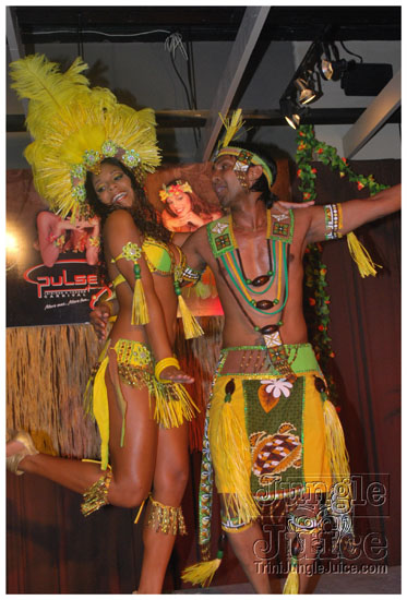 pulse8_launch_2010-040